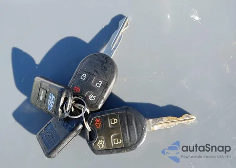 2014 Ford Mustang V6 Premium z USA, uszkodzony, nr VIN 1ZVBP8EM3E5206306